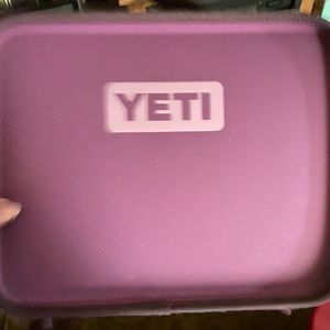 Purple Yeti lunch box